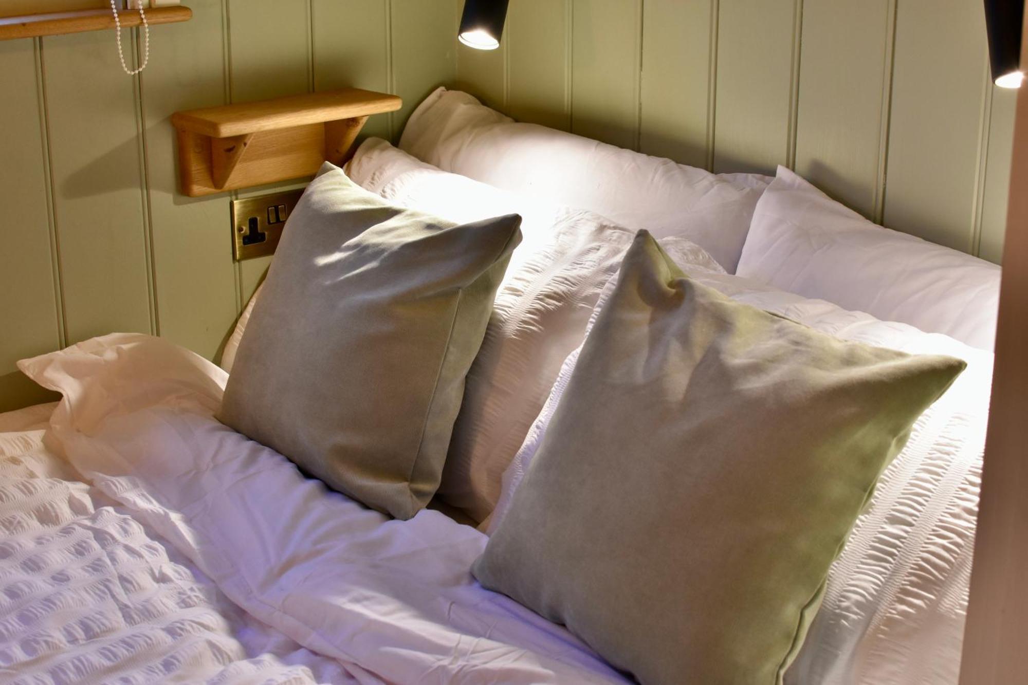 Appartamento The Deer Hut Burpham Esterno foto