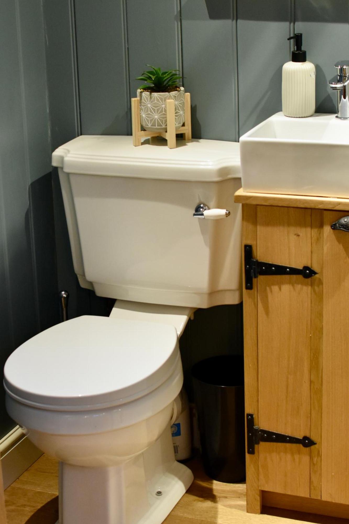 Appartamento The Deer Hut Burpham Esterno foto